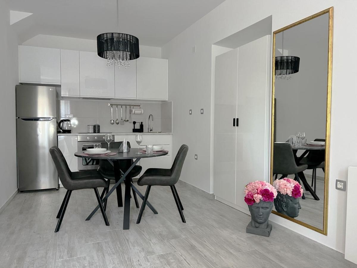 Studio Apartman Perla Split Exterior foto